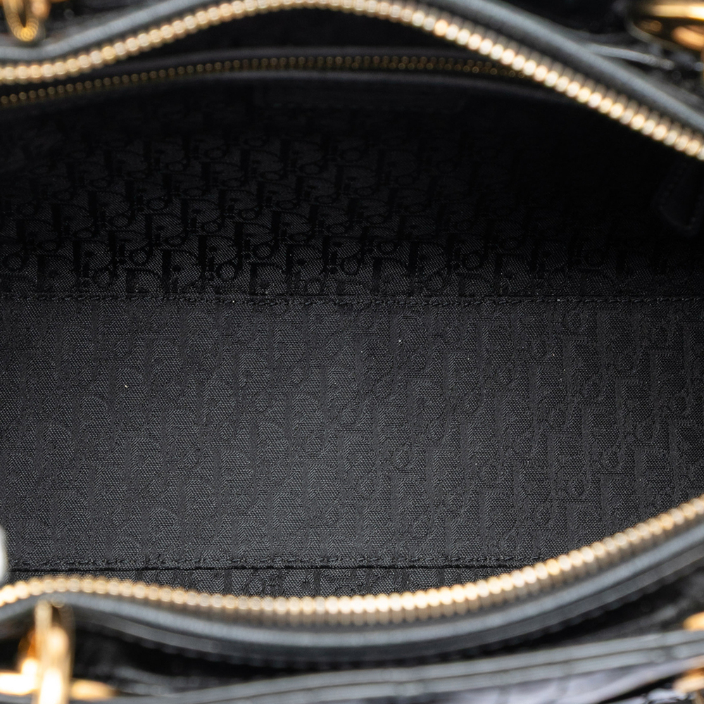 Pre-Loved Dior Large Patent Cannage Lady Dior - Picture 4 of 7